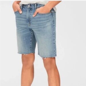 Gap Men’s denim shorts, size 30